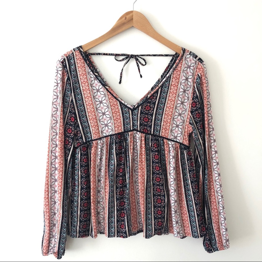 A&F | V-Neck Peasant Top